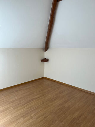  Appartement à louer 3 pièces 42 m²
