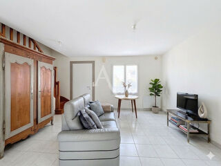  Maison à louer 5 pièces 128 m²