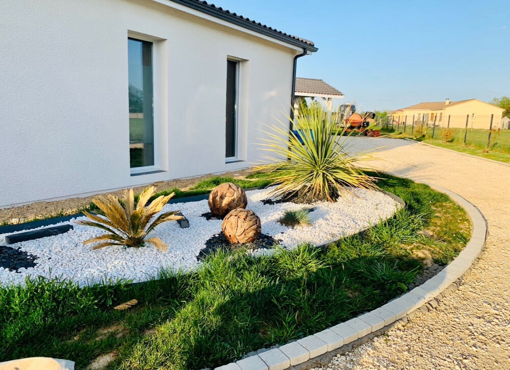 Vente Maison Maison  6 pièce(s) 145 m2 MENESPLET Menesplet