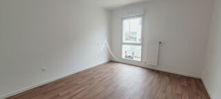  Appartement à louer 3 pièces 61 m²