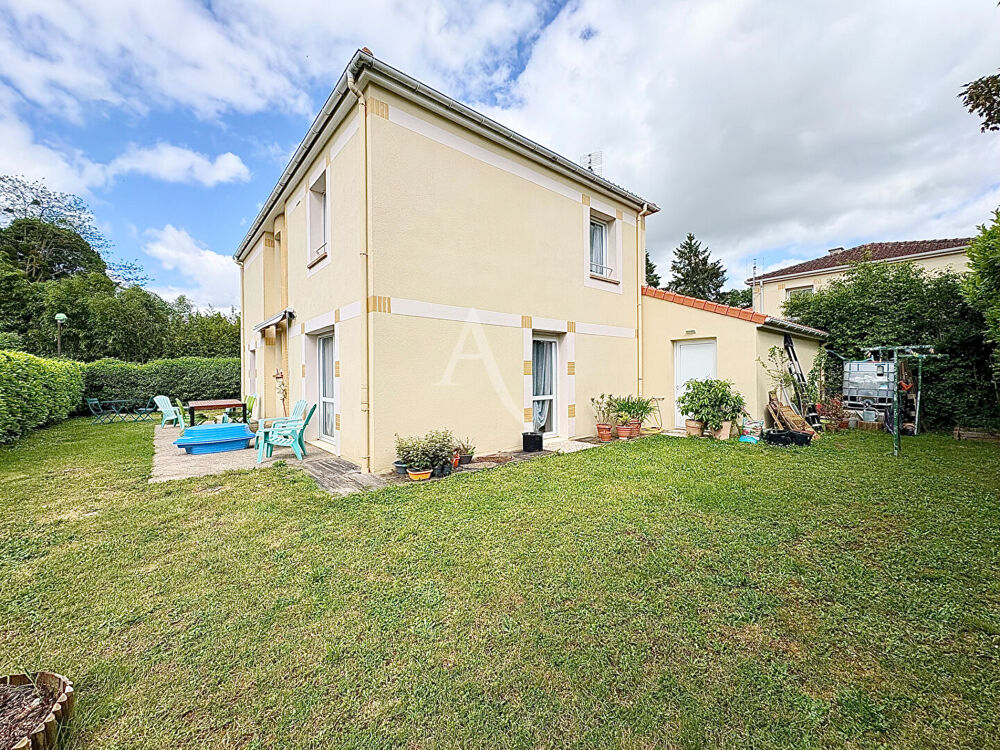 Maison Montmorillon 6 pièce(s) 118 m2