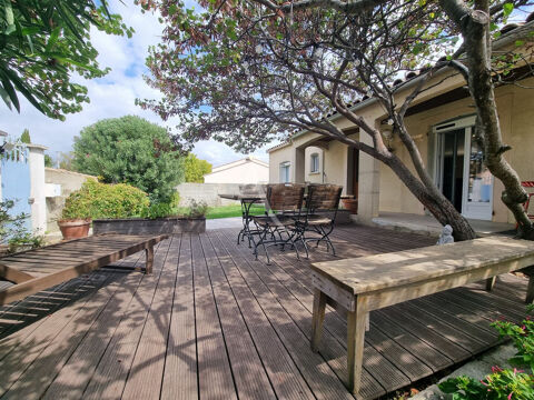   Charmante maison T6 Ouveillan Maison - 5 pi�ce(s) - 175 m�