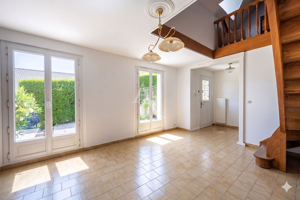 MAGNIFIQUE MAISON SECTEUR PAVILLONNAIRE !
