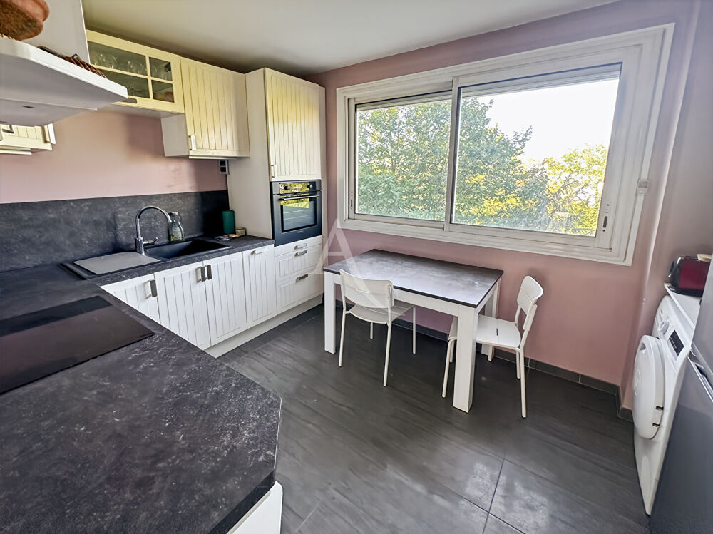 Vente Appartement Appartement  4 pièce(s) 72.33 m2 Poissy