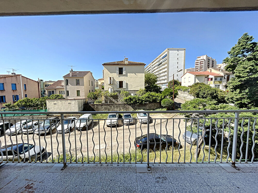 Location Appartement Appartement Ajaccio 1 pièce- 36.34 m2- Avenue Kennedy - calme - parking collectif Ajaccio