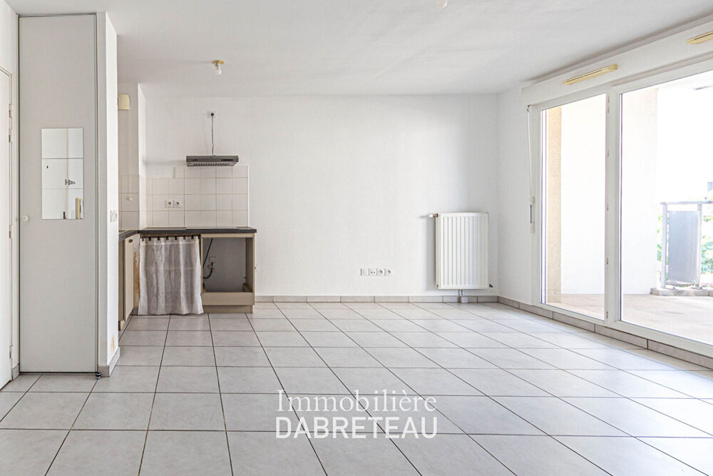 Appartement 3 pièces 61 m² à Lyon 8