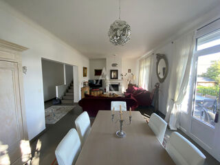  Maison  vendre 5 pices 146 m