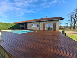  Maison � vendre 5 pi�ces 220 m�