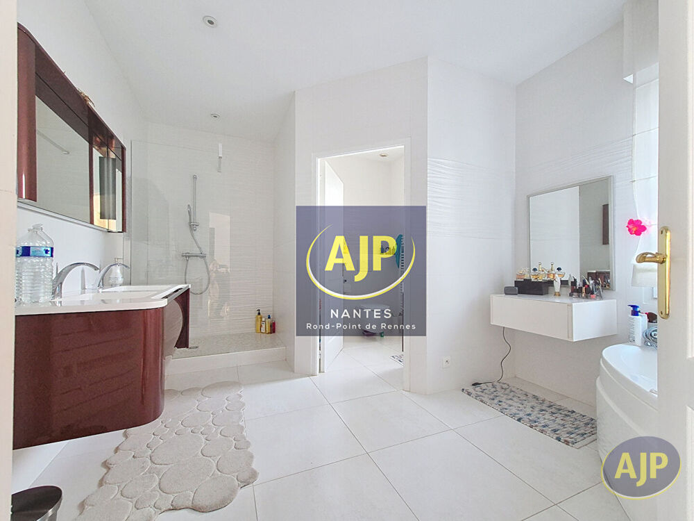 � vendre  Maison Nantes (44000)