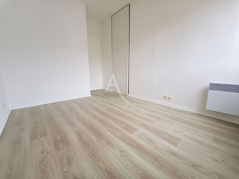 T2 36m² + BALCON + PARKING - CERGY LE HAUT