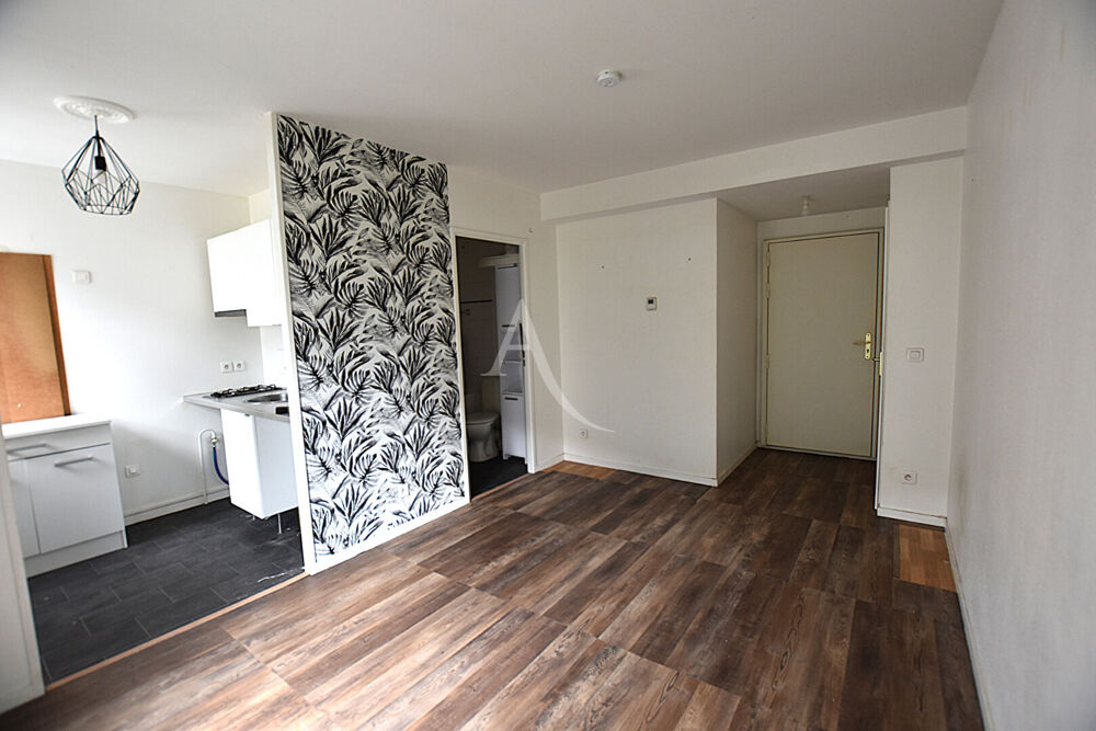 Appartement 1 pièce à vendre à Savigny-le-Temple - Réf. 8972
