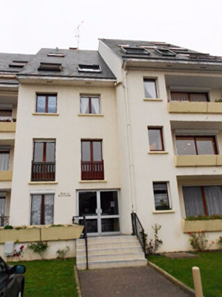  Appartement à louer 2 pièces 34 m²