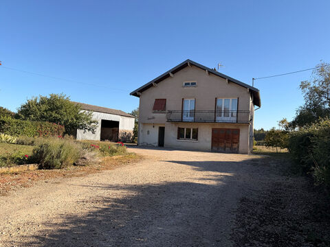   MAISON AVEC GRAND HANGAR SUR 9000 M² DE TERRAIN Maison - 5 pièce(s) - 105 m²