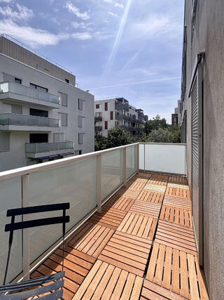  Appartement à louer 3 pièces 65 m²