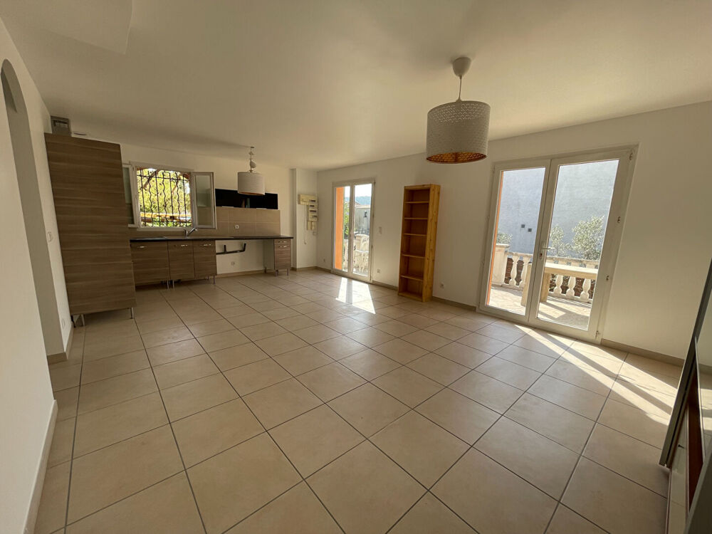 Location Maison À louer - Maison T4 de plain-pied de 82 m² avec jardin La fare les oliviers