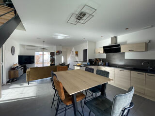  Maison � vendre 7 pi�ces 140 m�