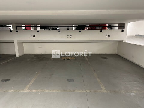  Parking / Garage � louer 