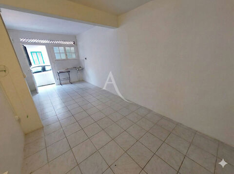   Appartement Meubl� Fort de France 1 pi�ce 27.70 m2 Appartement - 1 pi�ce(s) - 28 m�