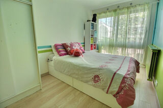  Appartement  vendre 4 pices 74 m