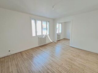  Appartement à louer 3 pièces 53 m²