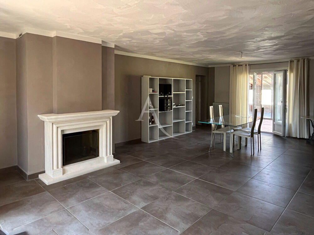 Vente Maison Maison  familiale 4 pièce(s) 110m2, proche Bordeaux et commodités. Tresses