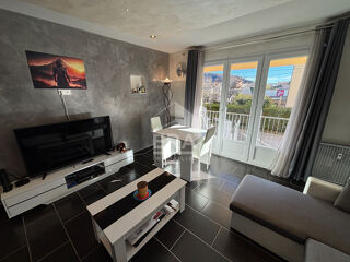  Appartement  vendre 4 pices 77 m