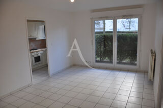  Appartement à louer 2 pièces 40 m²