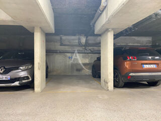  Parking / Garage � vendre 