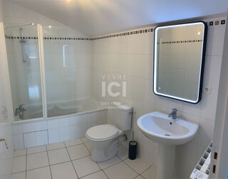  Appartement à louer 2 pièces 45 m² Sautron