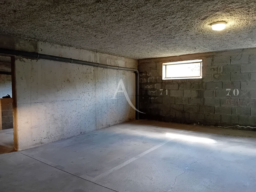 Location Parking/Garage Parking / box Angers Angers