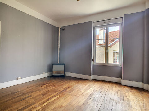 Bureaux Centre ville Neufch&acirc;teau 4 pi&egrave;ces 650 88300 Neufchateau