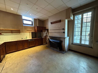  Maison  vendre 9 pices 373 m