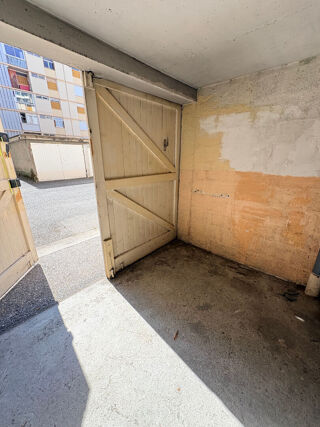  Parking / Garage � vendre 1 pi�ce 16 m�