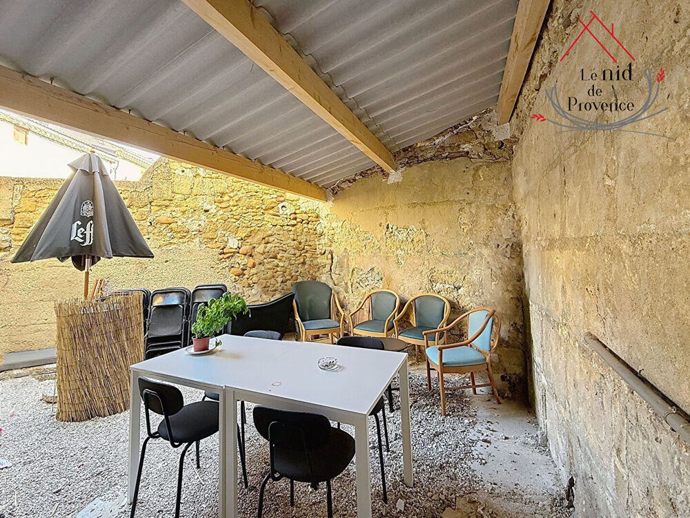 Vente Immeuble Immeuble  avec local commercial et appartement à  Bédarrides Bedarrides