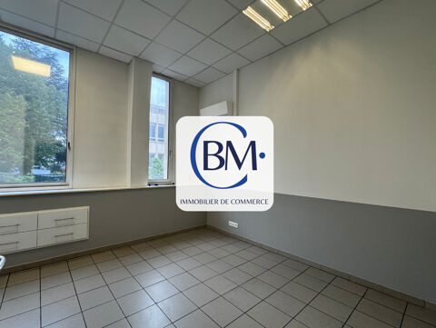   Location professionnelle ou commerciale - Secteur La Glacière - 290 m² 