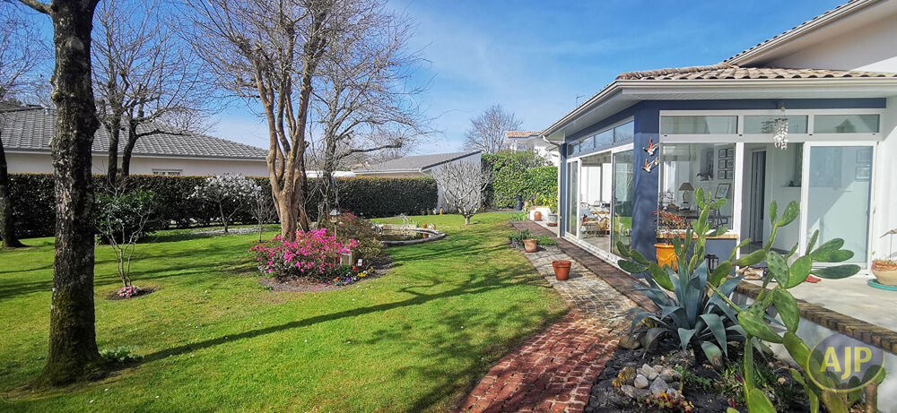 Vente Maison Villa Andernos Les Bains 6 pièce(s) 163 m2 Andernos les bains