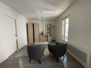  Appartement à louer 1 pièce 28 m²