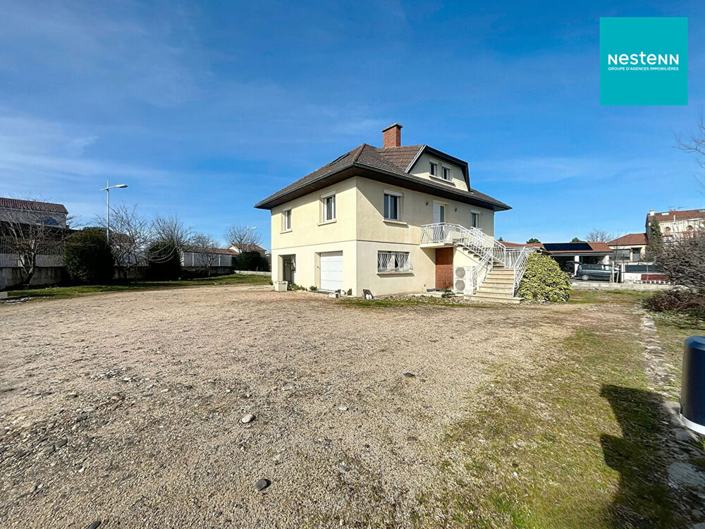 Maison 7 pièces 189 m² · à Saint Just Saint Rambert · 189 m² · 299 000 €