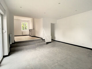  Maison à louer 5 pièces 127 m²