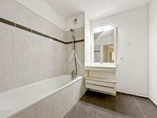  Appartement  vendre 4 pices 82 m