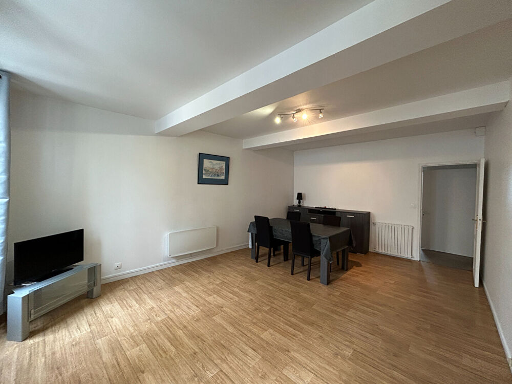 Appartement T2 VIDE - JONZAC Centre Ville