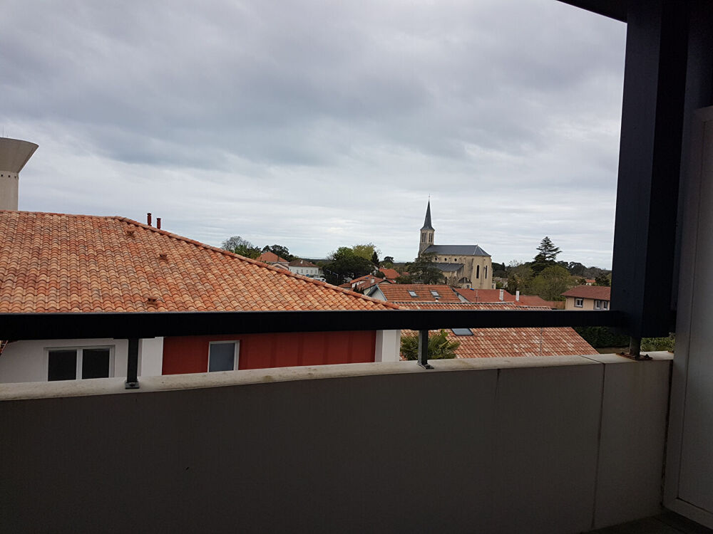 Location Appartement A louer à l'année, T2 avec cave et parking Ondres