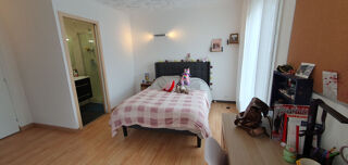  Appartement à louer 1 pièce 160 m²