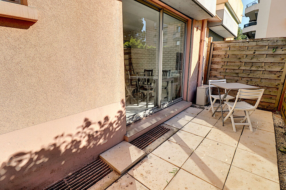 Location Appartement À LOUER - EN EXCLUSIVITÉ A DRAGUIGNAN STUDIO MEUBLÉ DE 26m² Draguignan
