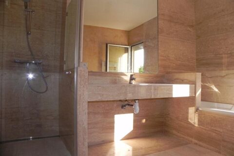  Appartement � louer 5 pi�ces 177 m�