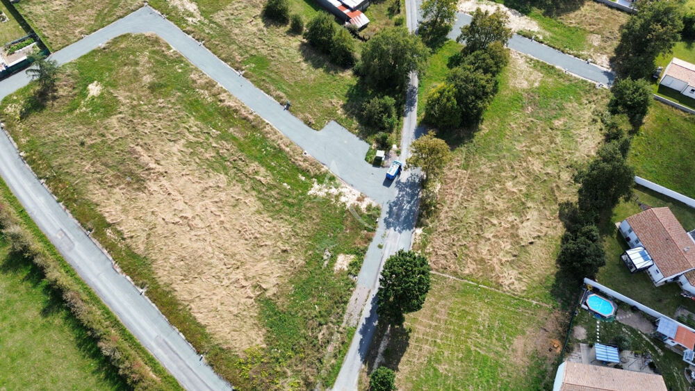 Vente Terrain Réalisez librement votre maison, Terrain Commequiers 597 m2 Commequiers