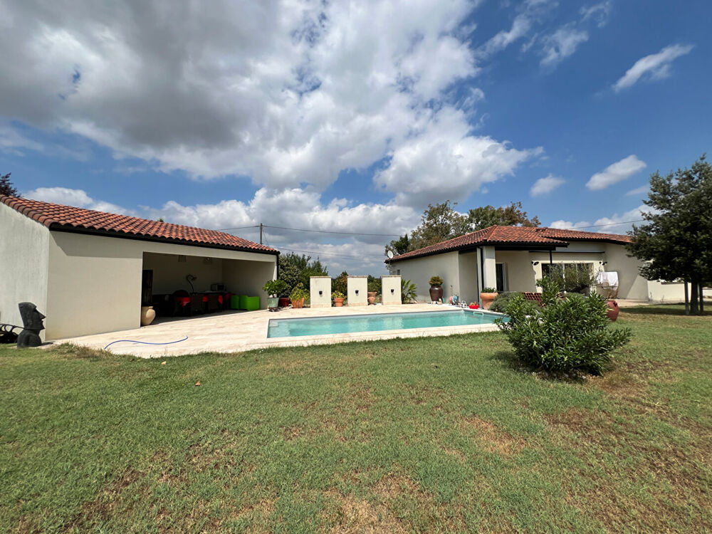 Maison 3 pièces 109 m² · à Caussade · 109 m² · 344 500 €