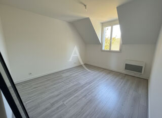  Maison à louer 4 pièces 83 m²