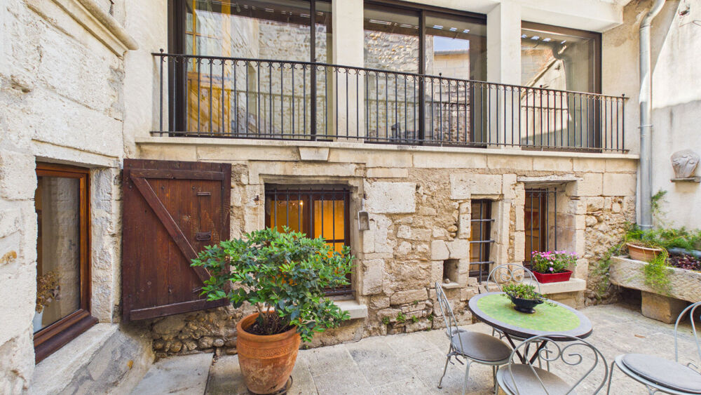 Maison en pierres Saint Remy De Provence à 5 km - ALPILLES - 268 m2 Piscine