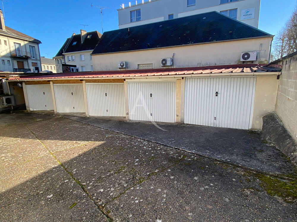 Location Parking/Garage Parking / box - Louviers Louviers